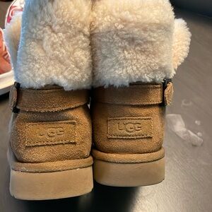 Uggs size 9